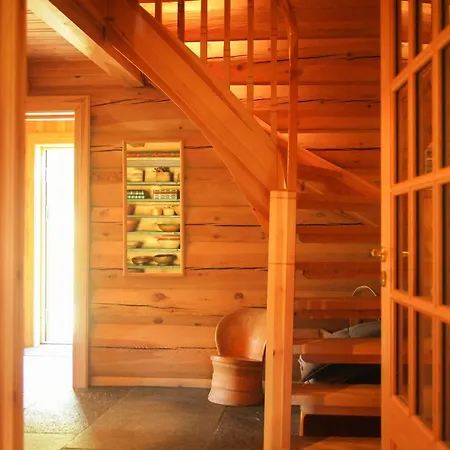 別荘 With Wooden Interior By Tinnsjoen *