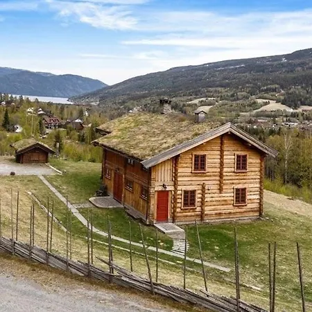 別荘 With Wooden Interior By Tinnsjoen Atra