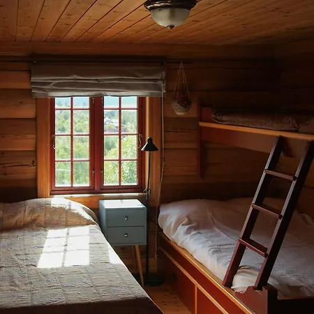 別荘 With Wooden Interior By Tinnsjoen *